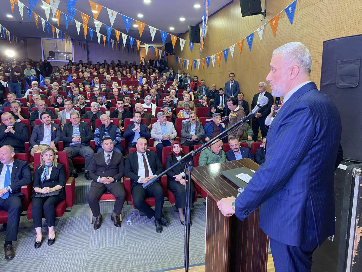 AK PARTİ SİMAV’DA ORHAN AKBOĞA GÜVEN TAZELEDİ