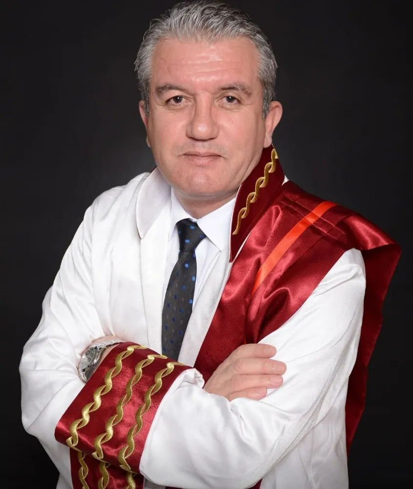 Prof. Dr. Erdal Fırat