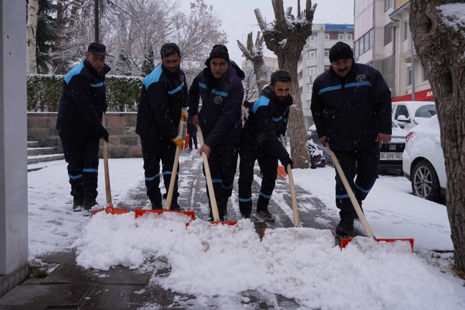 Yakutiye’de kar alarmı