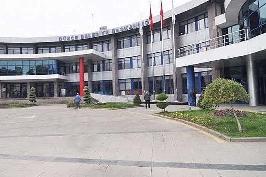 Düzce Belediyesi’nden otel ve AVM