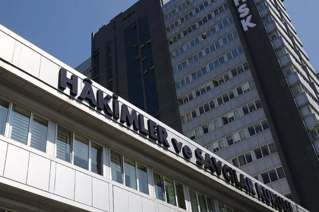 HSK’ya yeni üyeler atandı... Bakan Tunç’tan 